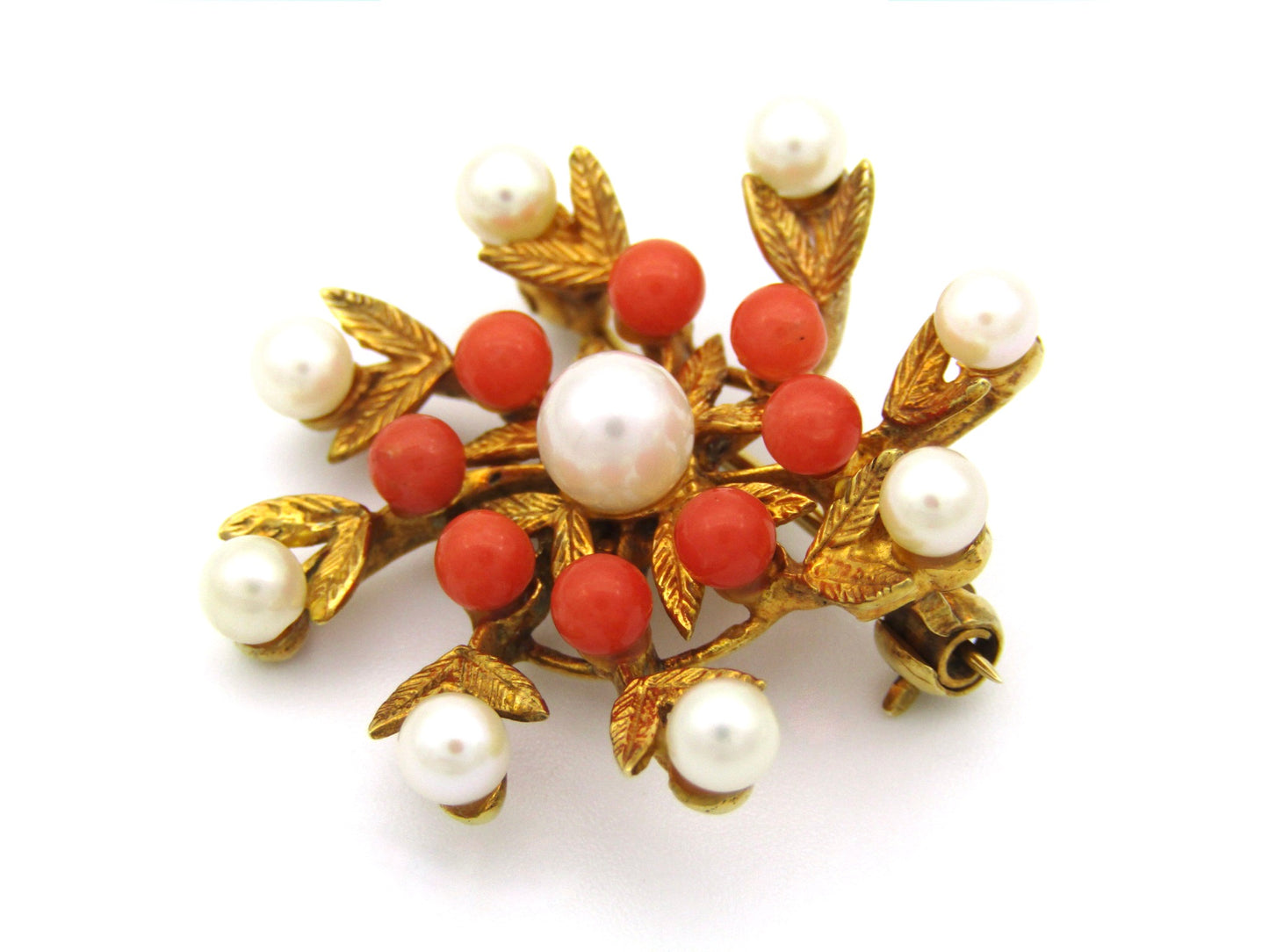 9K gold pearl and coral brooch, London 1964, by H&T.