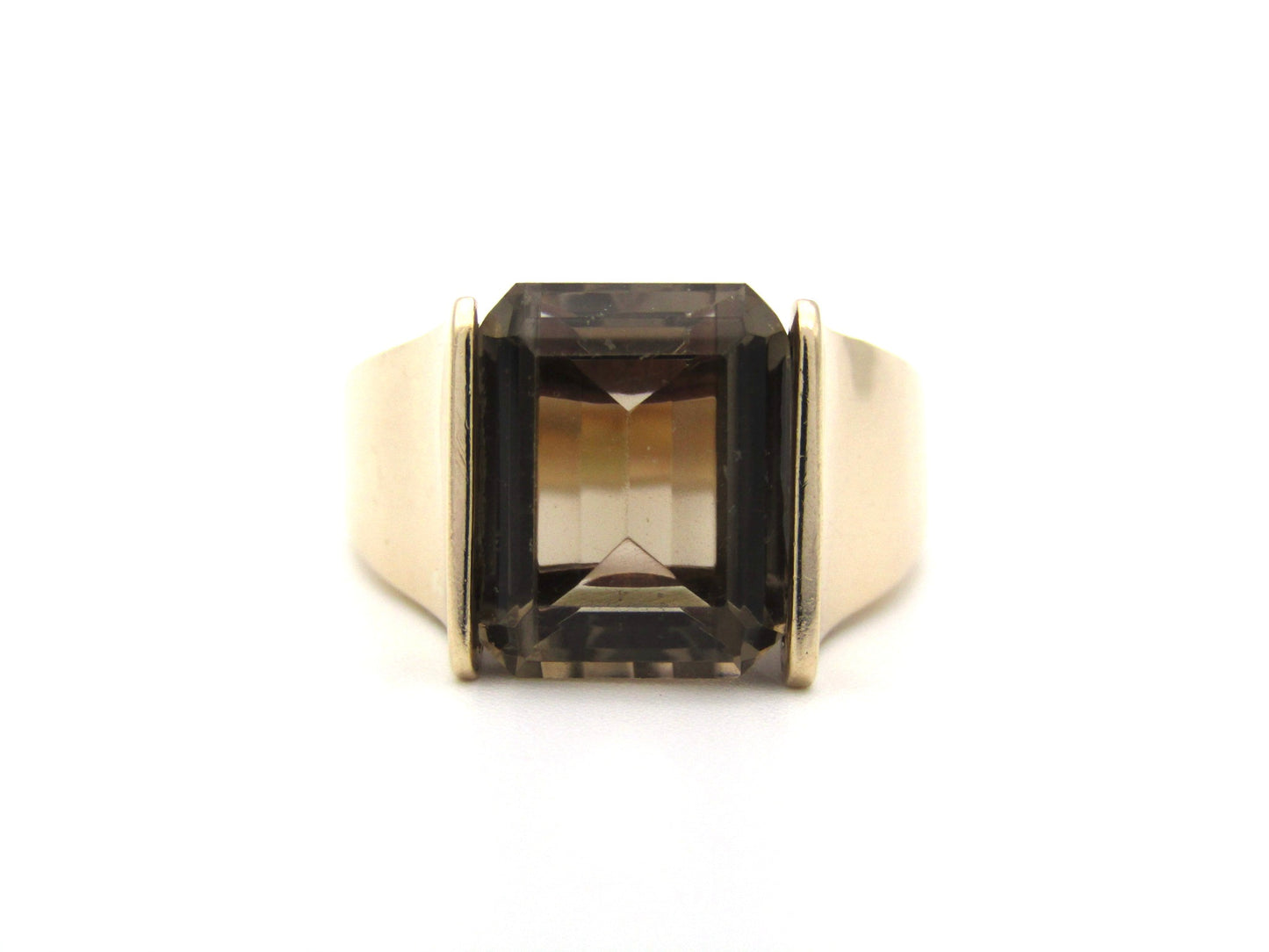 9K gold smoky quartz ring, circa 1970's.