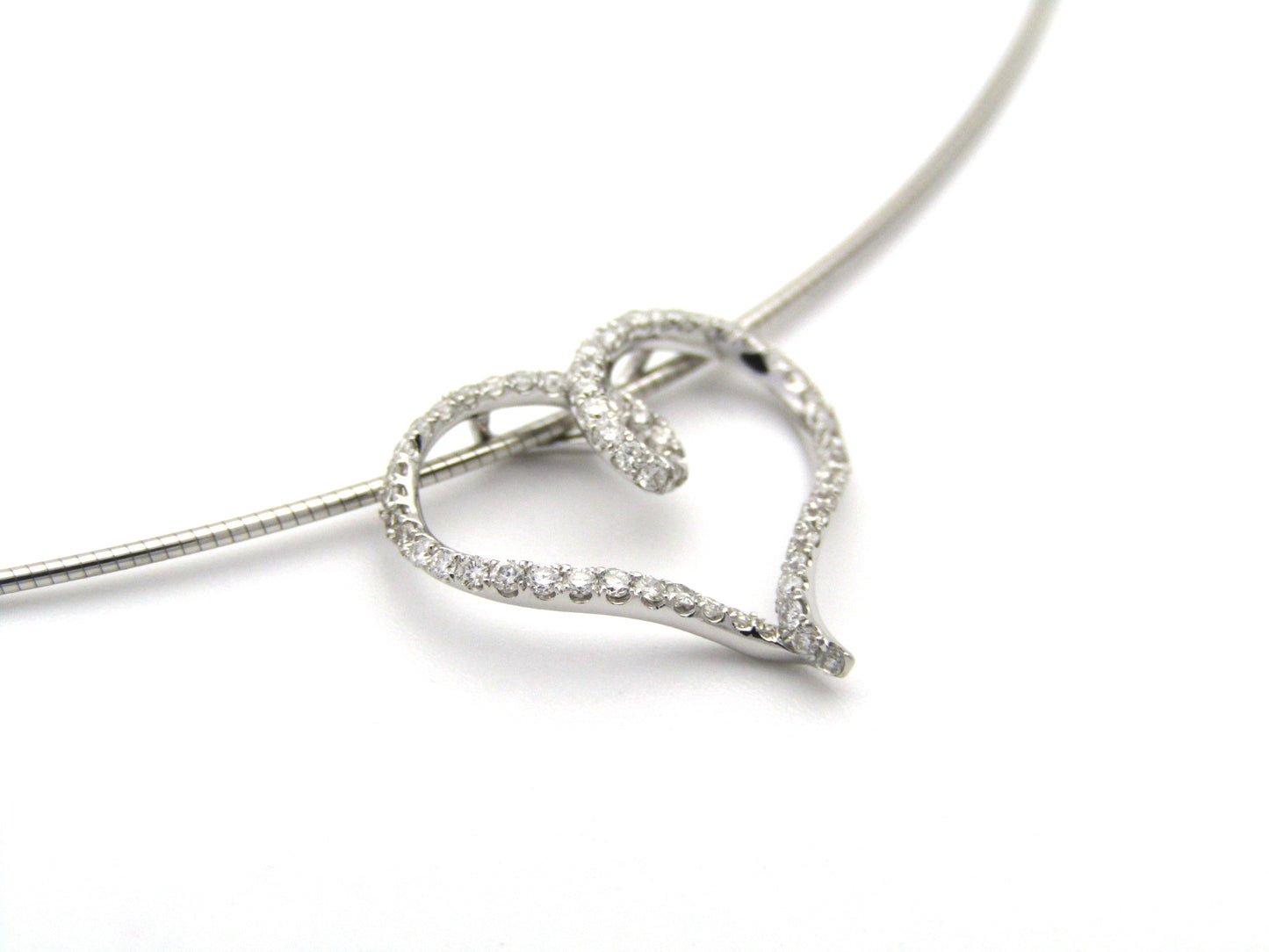 18K gold diamond heart slide pendant.