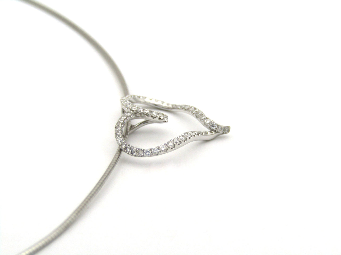 18K gold diamond heart slide pendant.