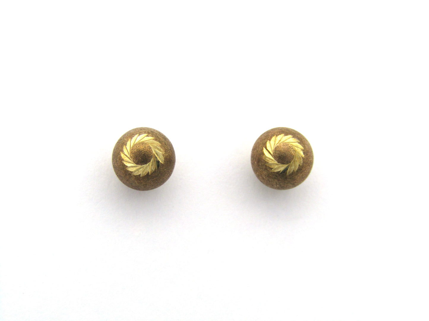 9K gold ball design stud earrings, circa 1970's.