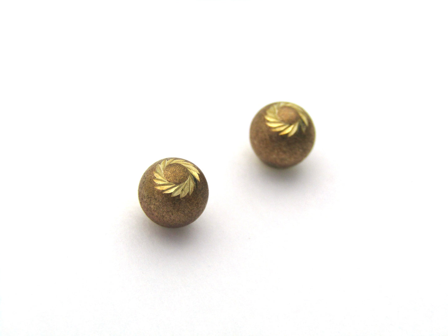 9K gold ball design stud earrings, circa 1970's.