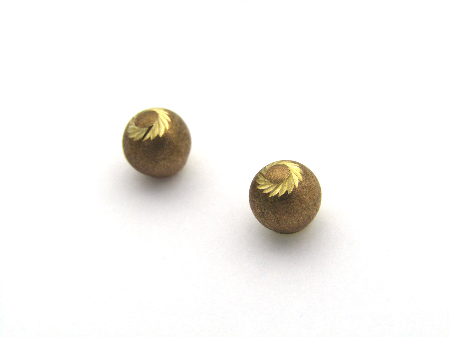 9K gold ball design stud earrings, circa 1970's.