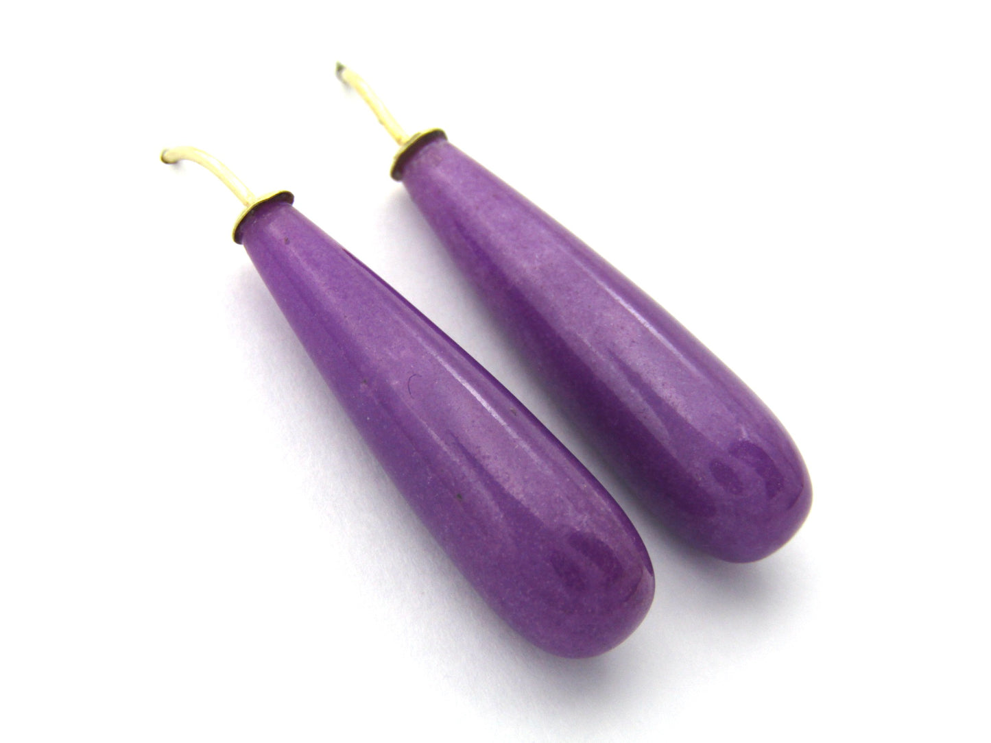 14K gold lavender jade hanging earrings.