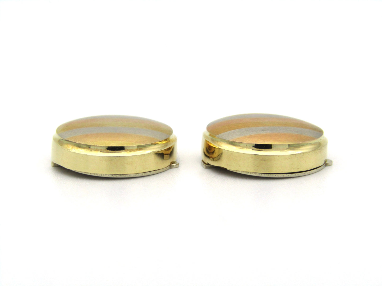 18K gold tri-colour gold button covers by UnoAerre, circa 1970's.