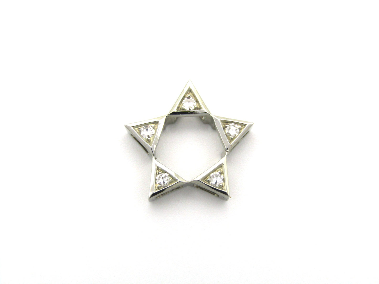18K gold diamond star pendant, circa 1940's.