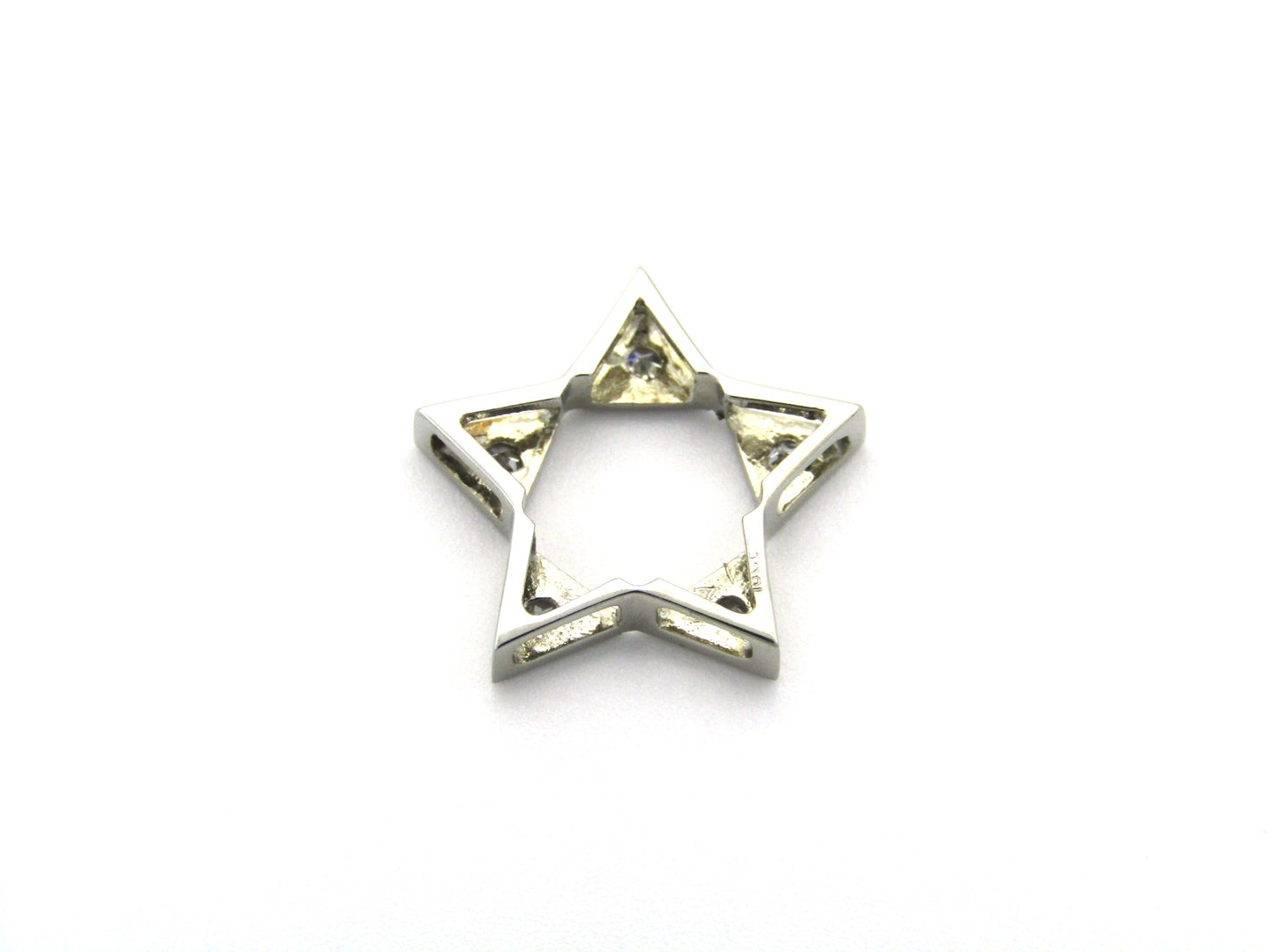 18K gold diamond star pendant, circa 1940's.