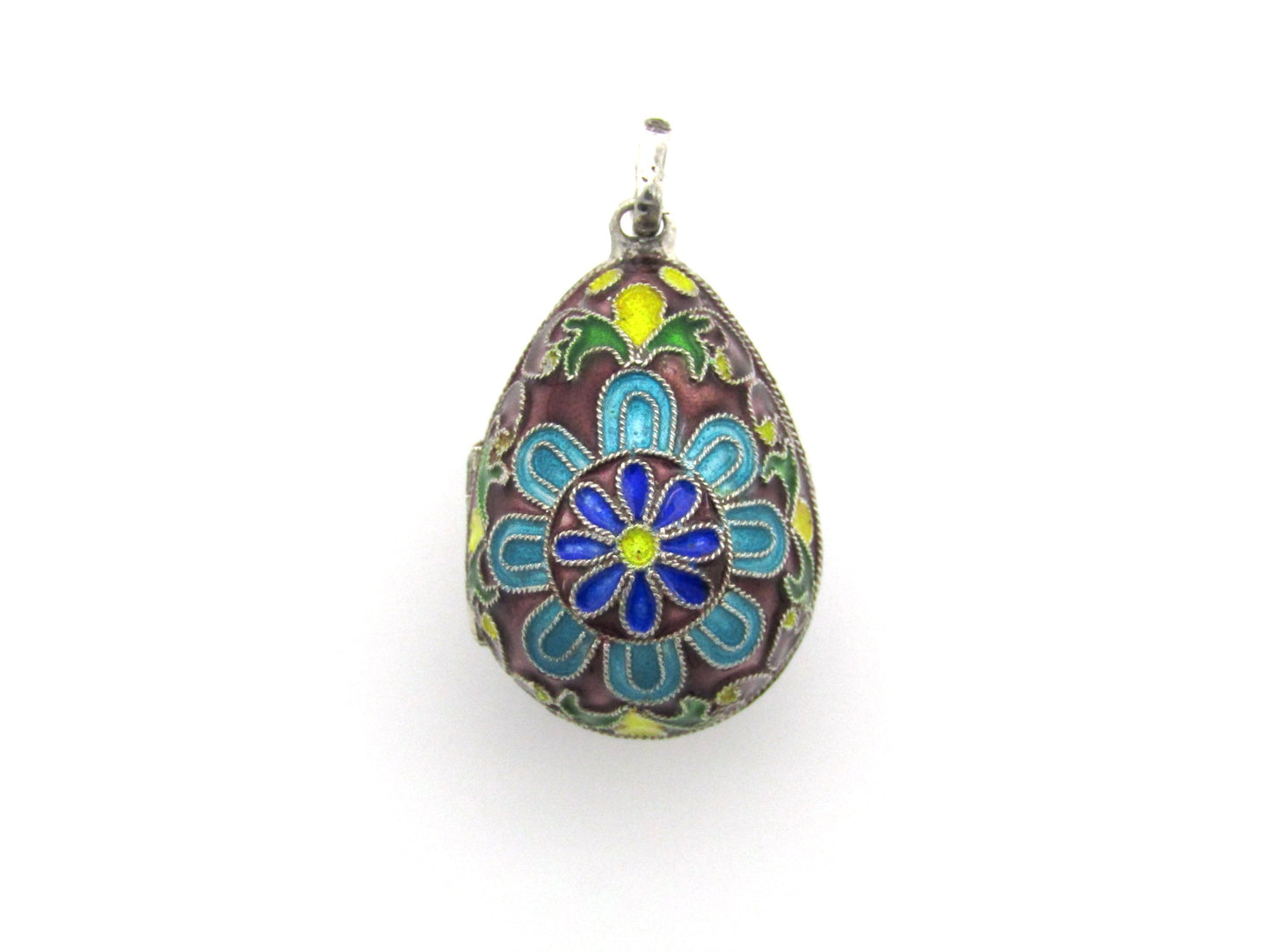 St Petersburg Russian enamel egg, circa 1882-1899.