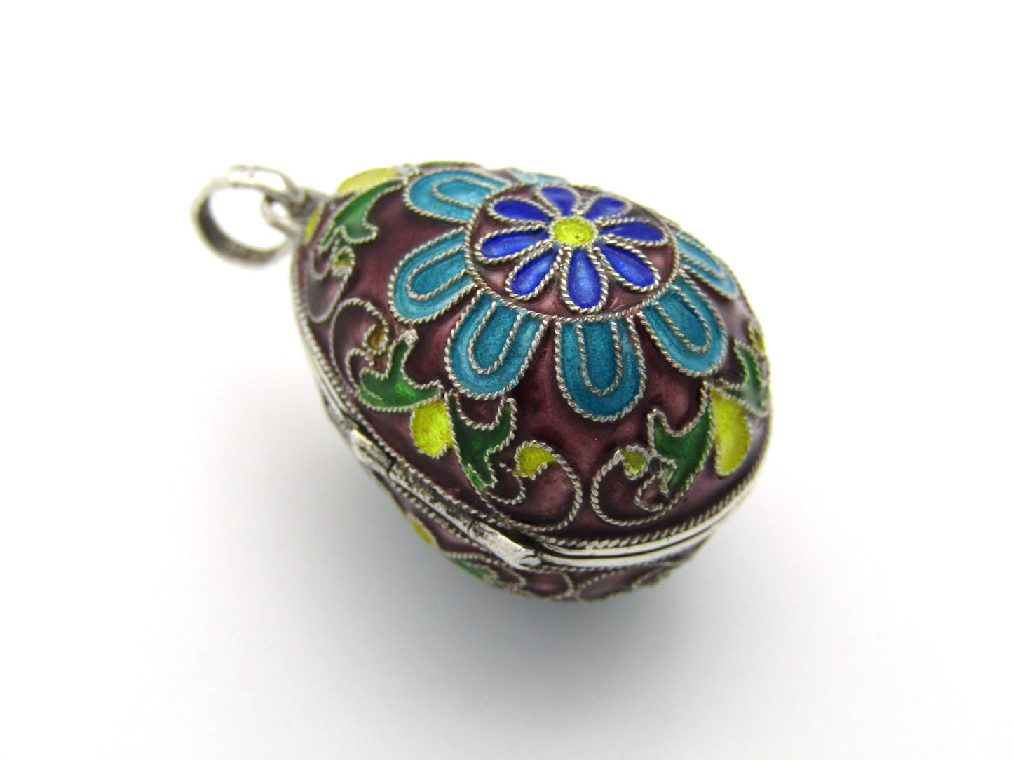 St Petersburg Russian enamel egg, circa 1882-1899.