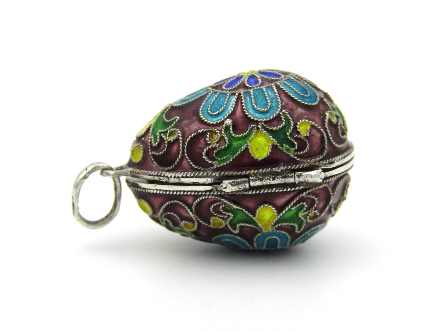 St Petersburg Russian enamel egg, circa 1882-1899.