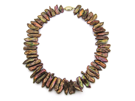 9K gold freshwater pearl necklace.