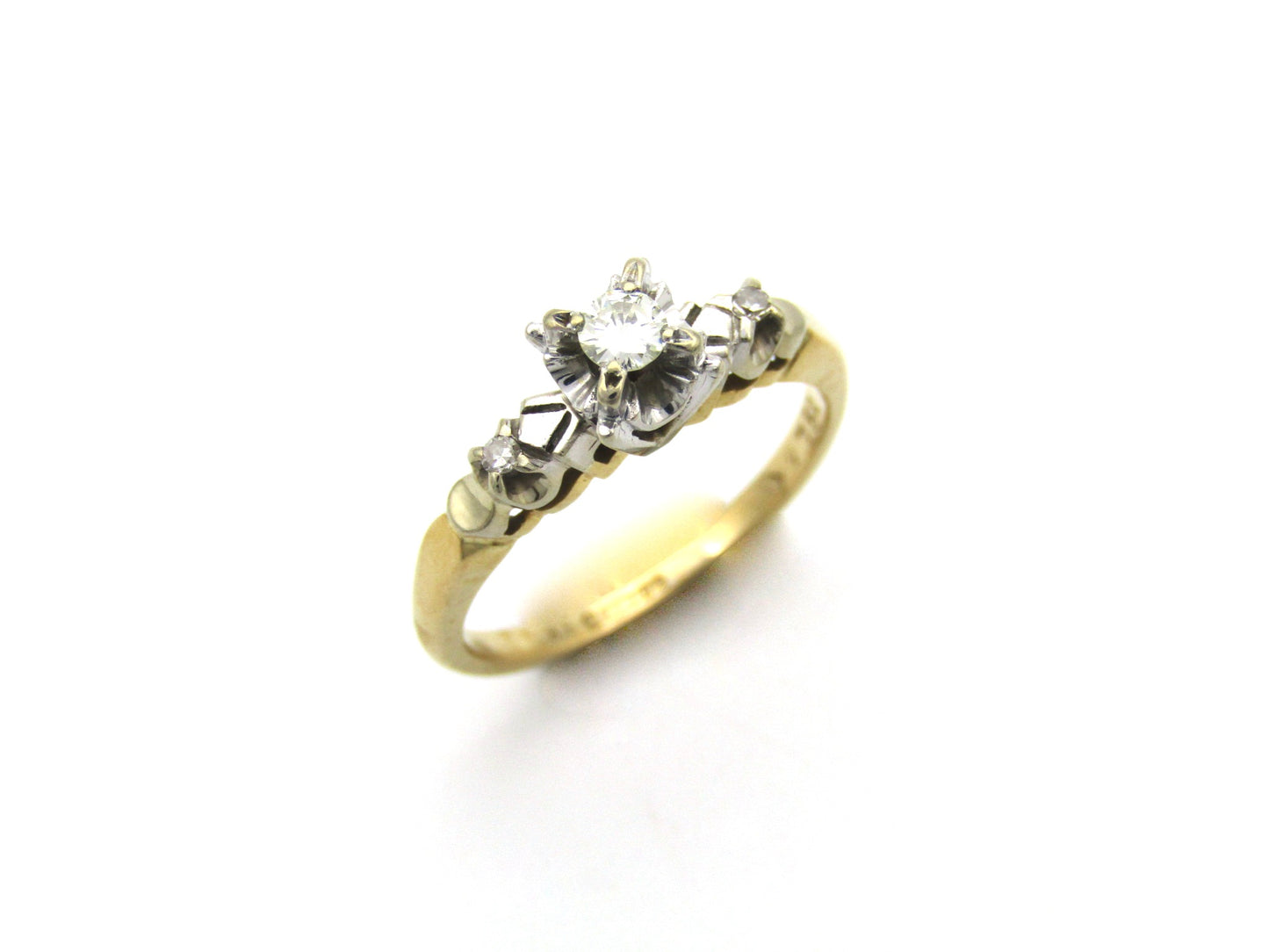18K gold diamond ring, Birmingham, 1989.