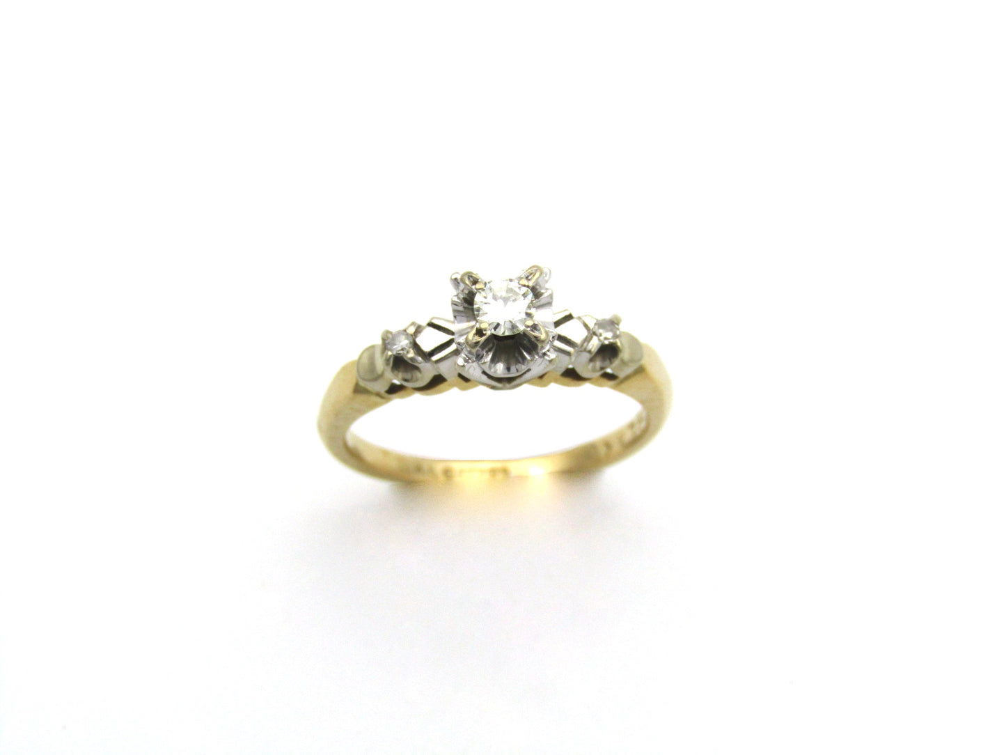 18K gold diamond ring, Birmingham, 1989.
