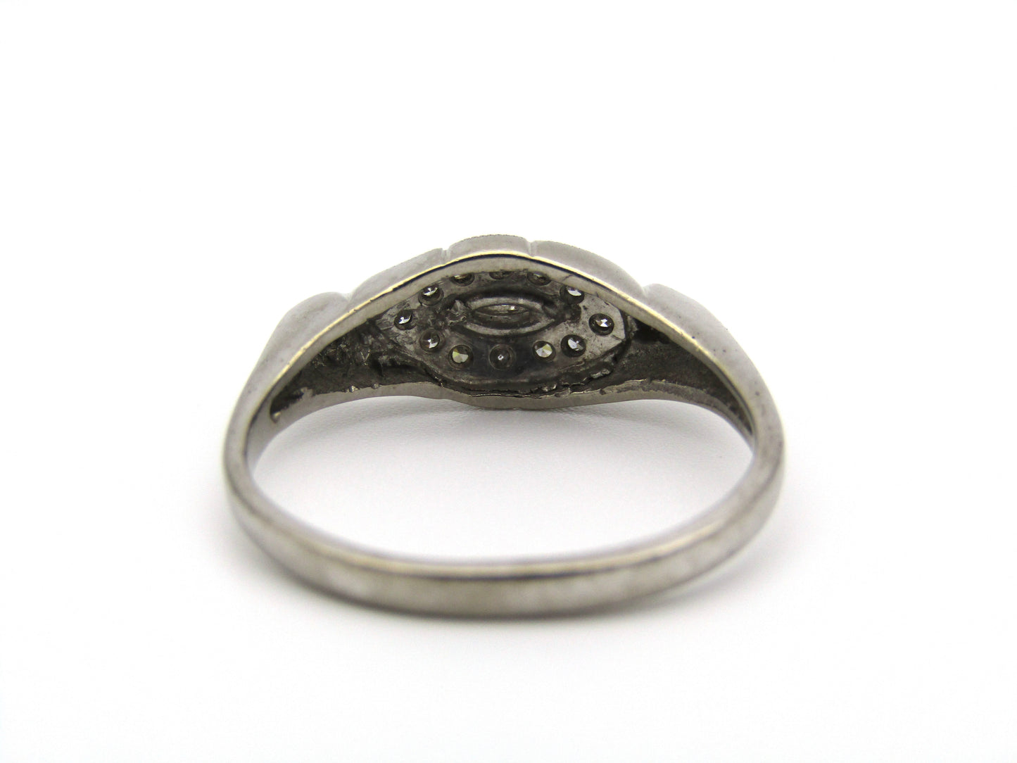 18kt gold diamond ring.