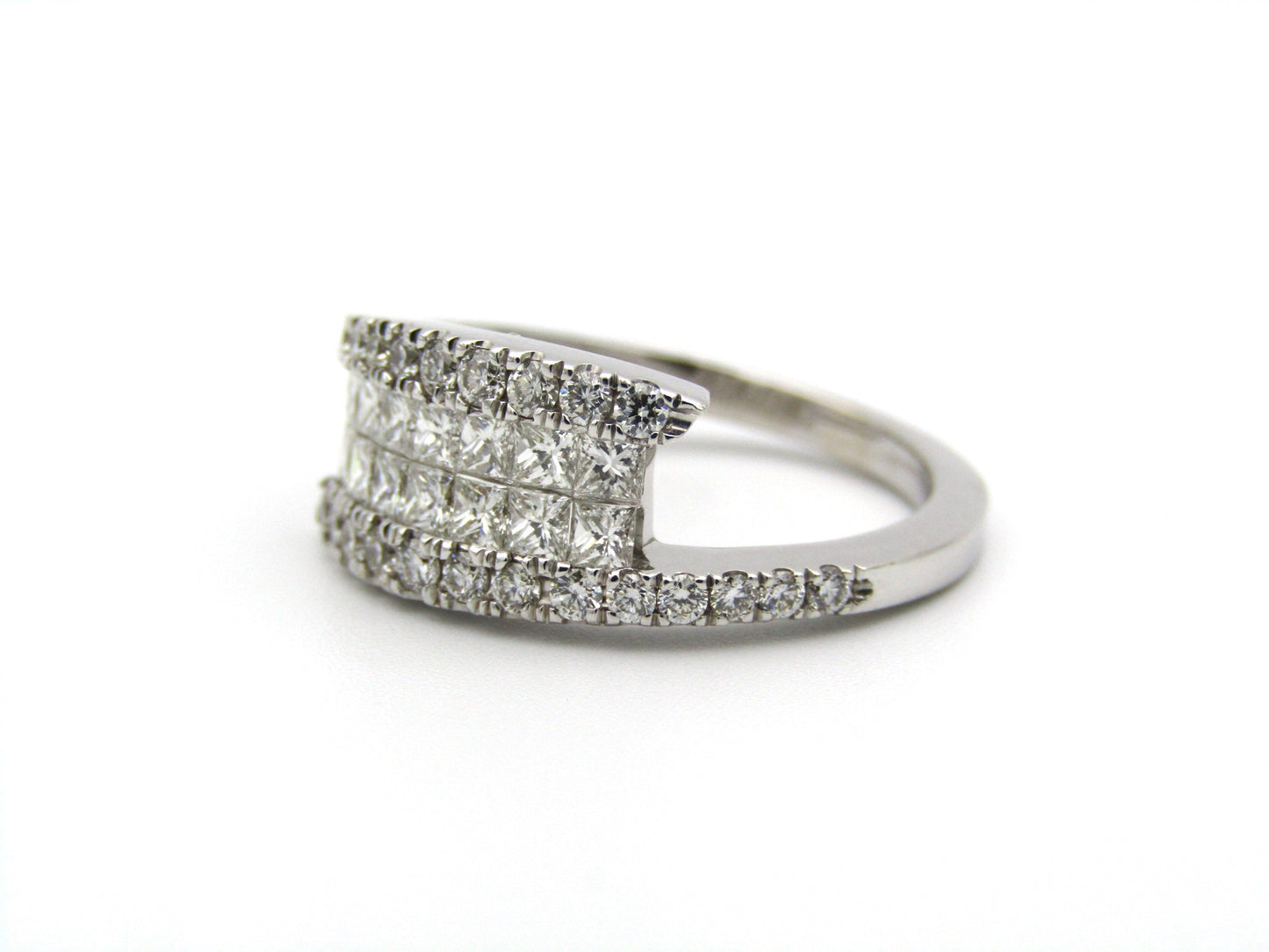 18K gold diamond ring.