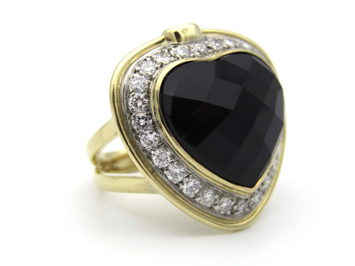 18kt gold amethyst, diamond, and ruby ring.
