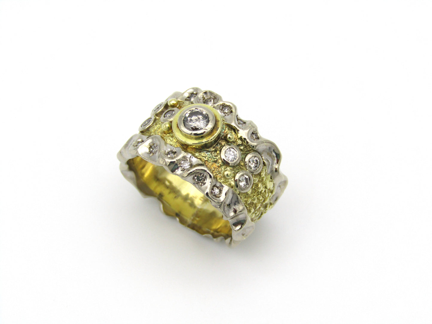 18kt gold diamond ring.