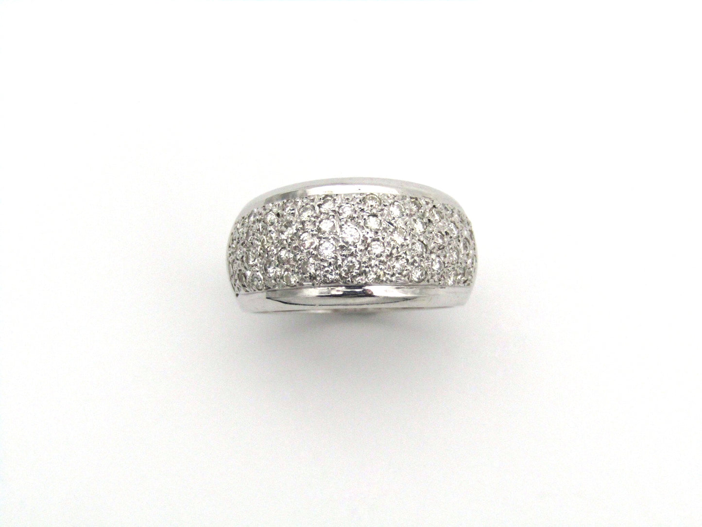 18kt gold diamond ring.