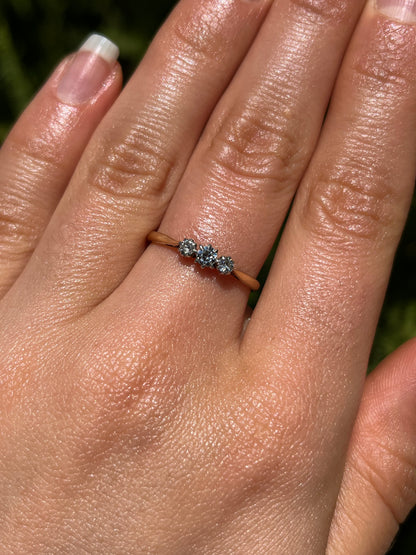 18K gold & platinum Three-stone diamond Edwardian ring, circa 1900.