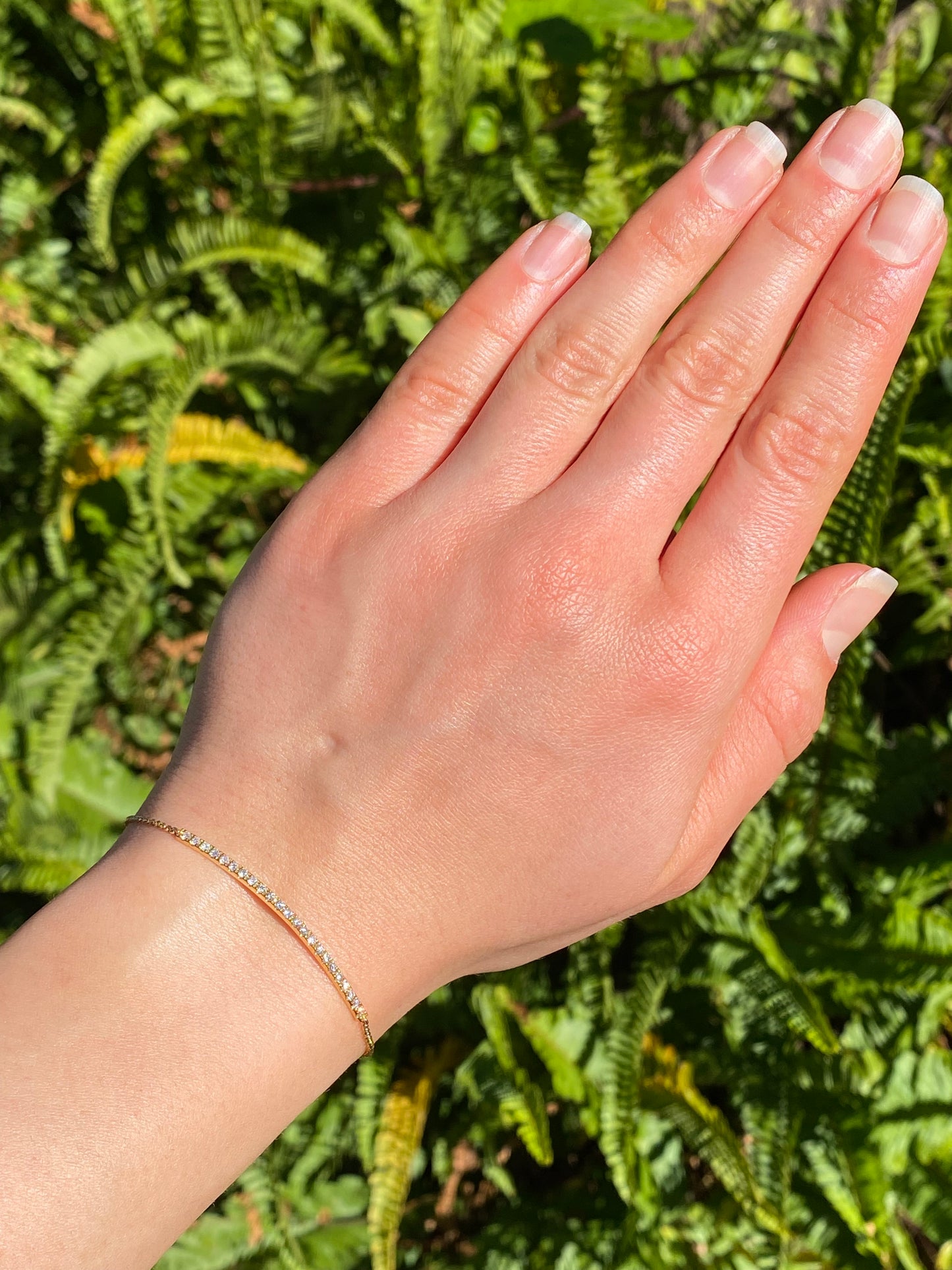18K gold diamond bar bracelet.