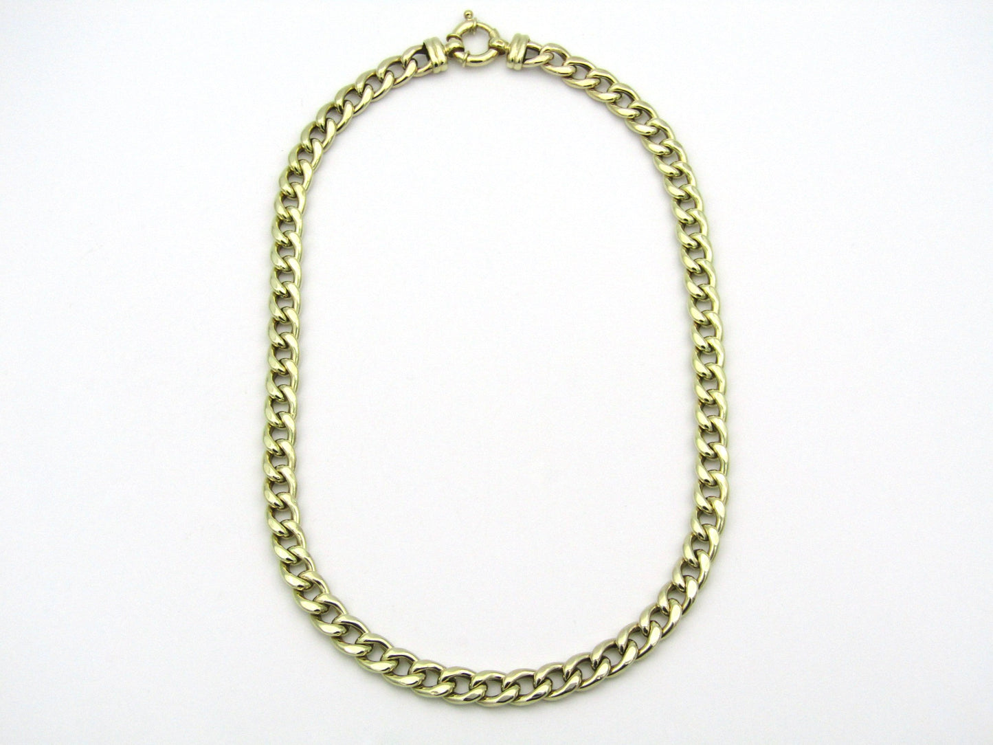 9K gold curb chain necklace.