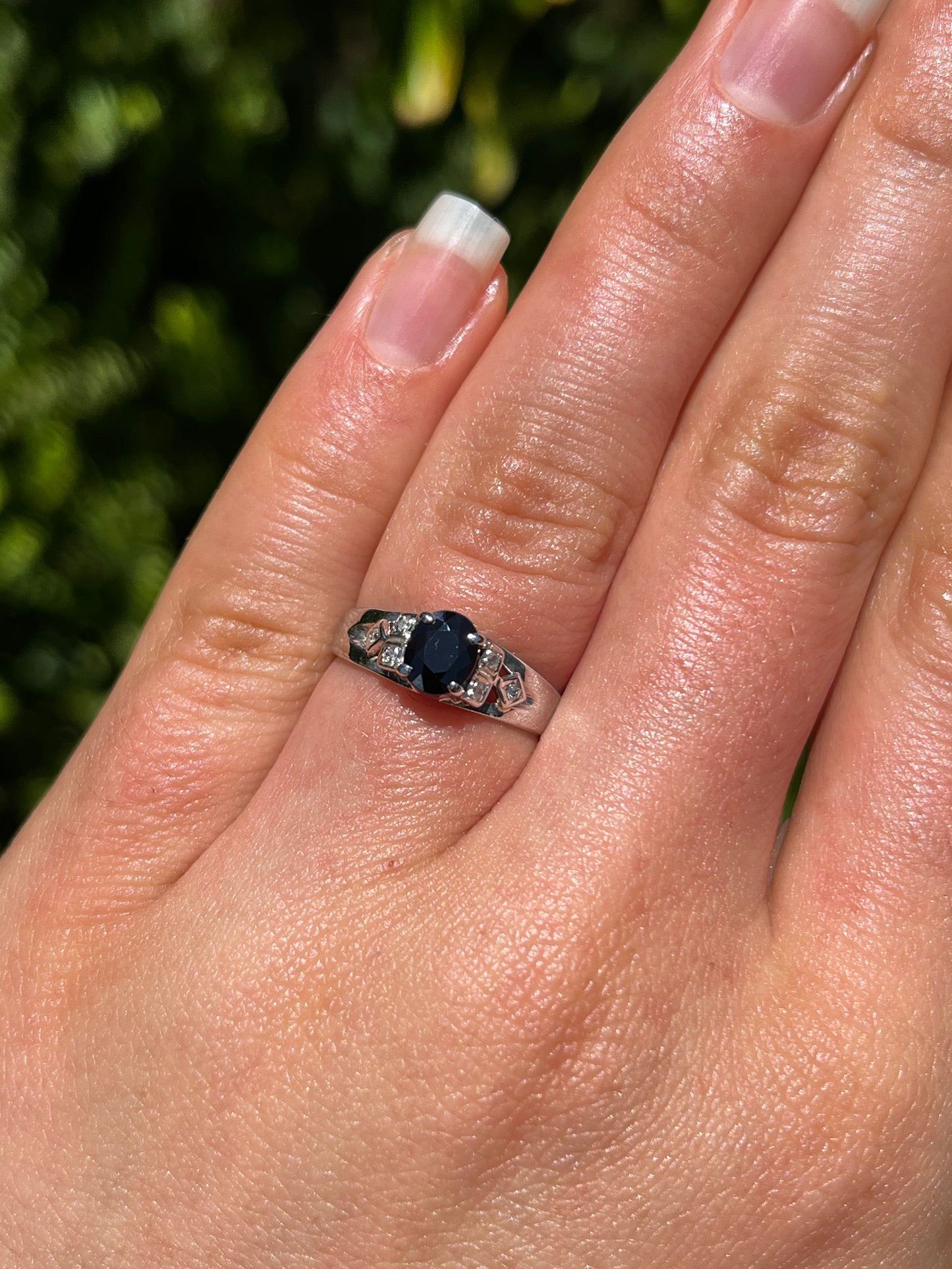 14K gold Vintage sapphire and diamond ring, circa 1990.