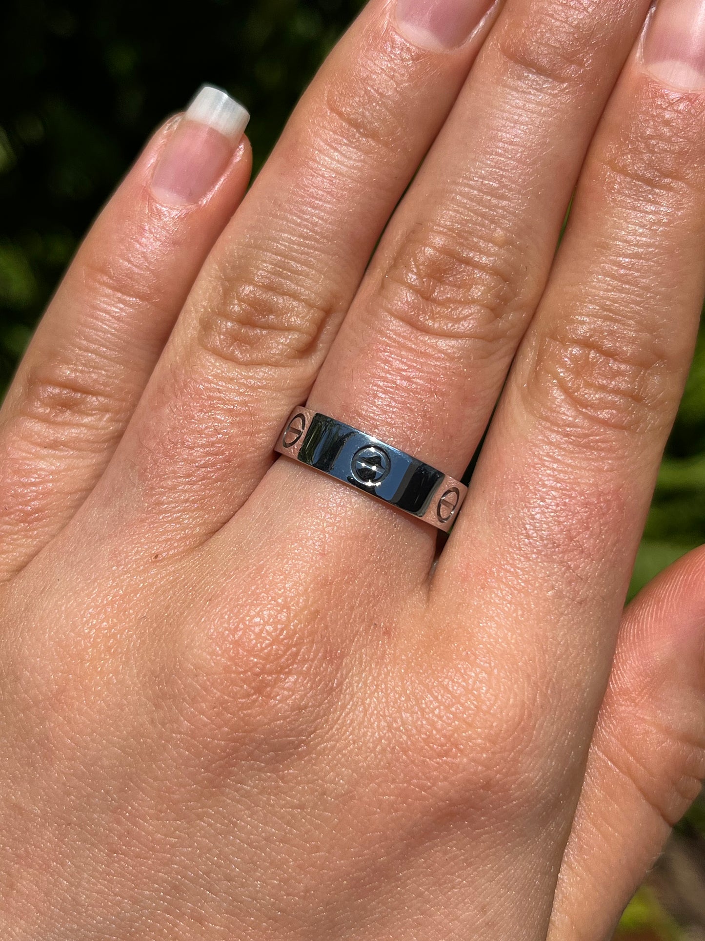 18K gold Classic Cartier LOVE ring.