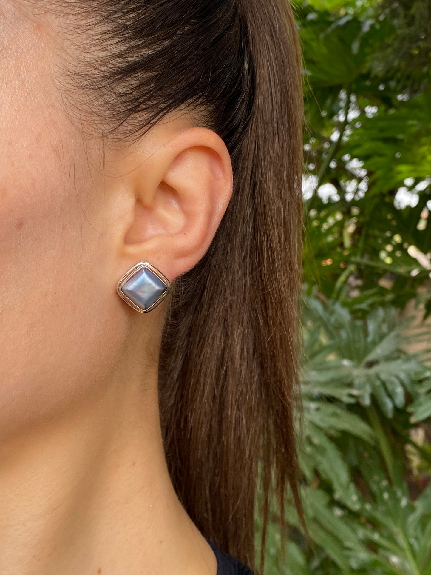 9K gold square mabé pearl stud earrings.