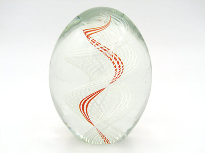 Murano Egg-shaped Art Glass paperweight, Circa 1970.