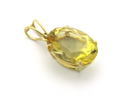18K gold citrine pendant.