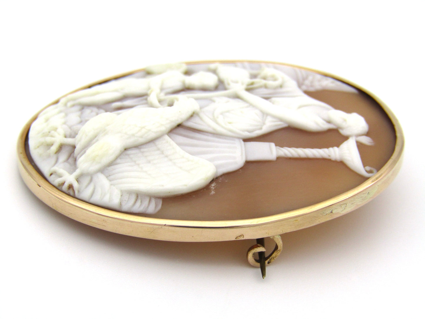 18K gold French conch shell cameo brooch, circa 1860.