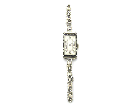 18K gold Art Deco wristwatch, America, circa 1920.