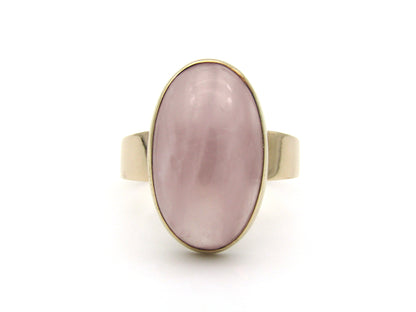 9K gold rose quartz ring, circa 1960's.