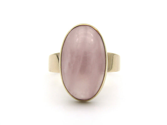 9K gold rose quartz ring, circa 1960's.