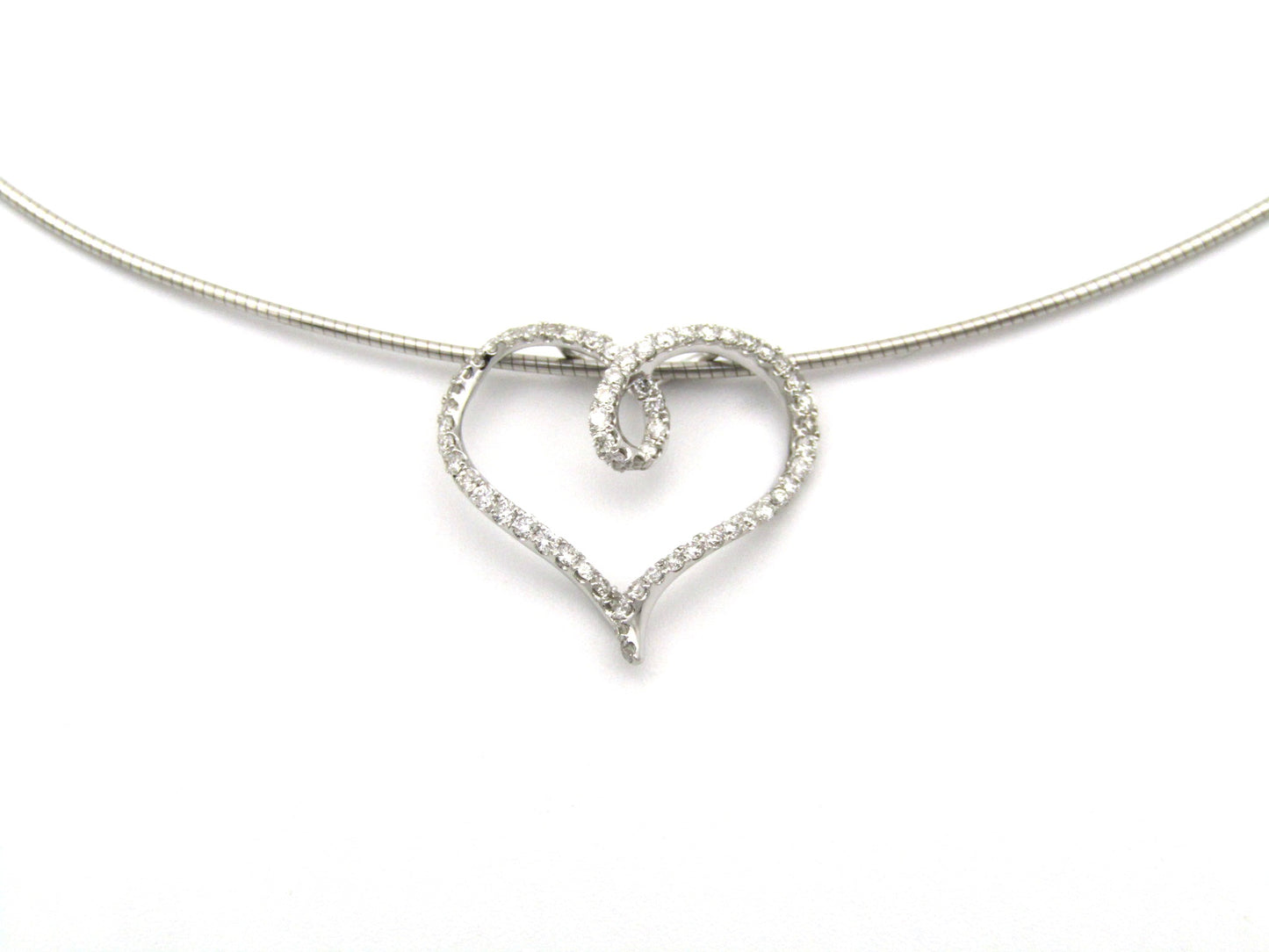 18K gold diamond heart slide pendant.