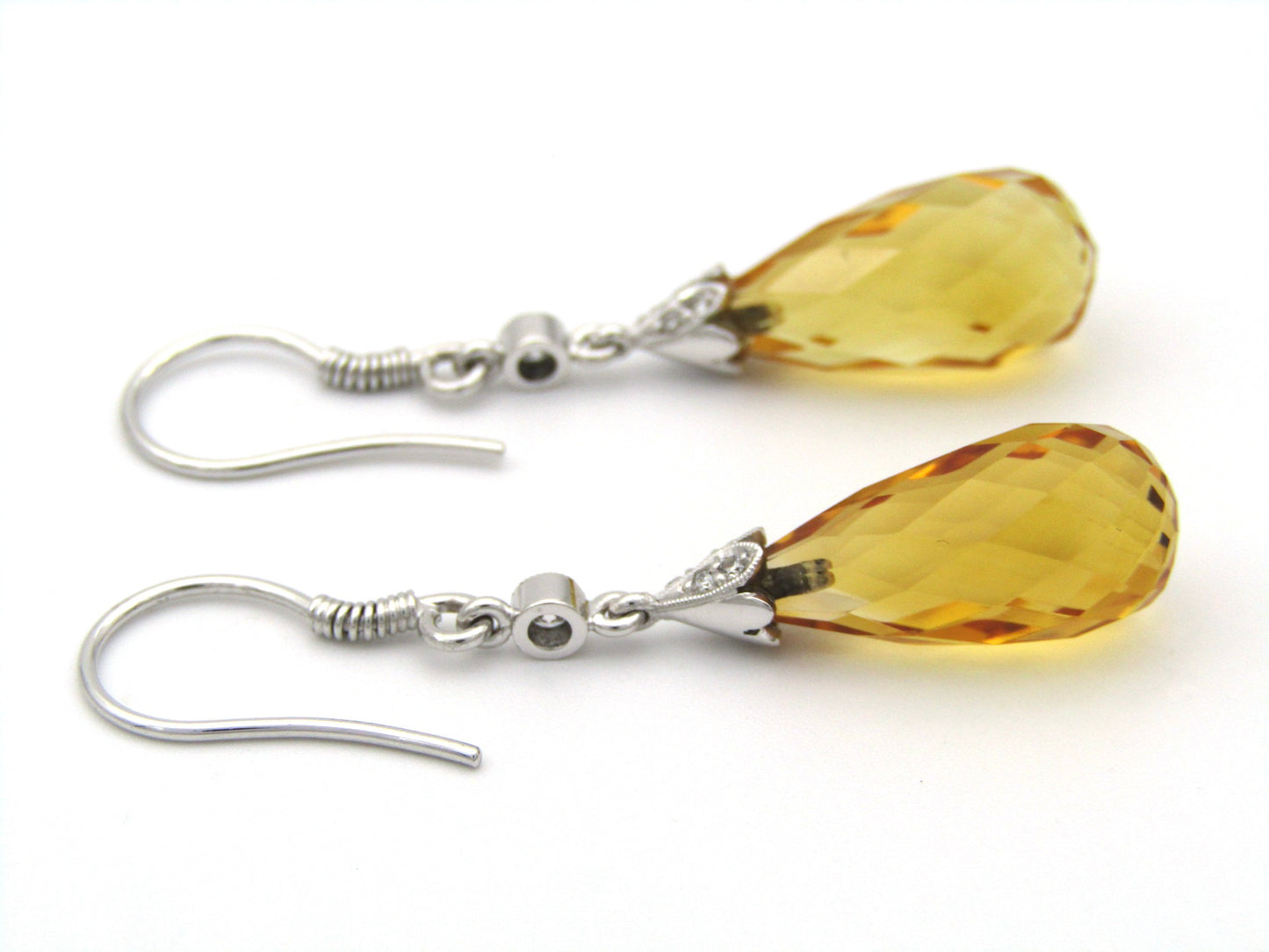 18K gold citrine and diamond drop earrings.