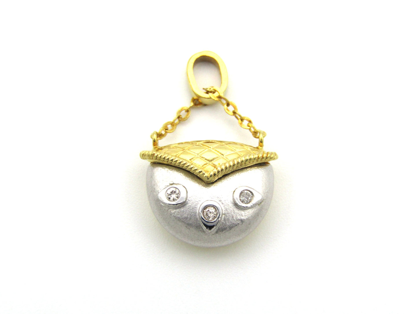18K gold diamond handbag pendant.