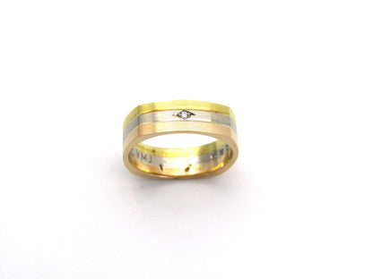 18K tri-colour gold diamond ring, circa 1970's.