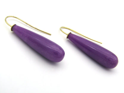 14K gold lavender jade hanging earrings.