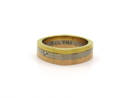 18K tri-colour gold diamond ring, circa 1970's.
