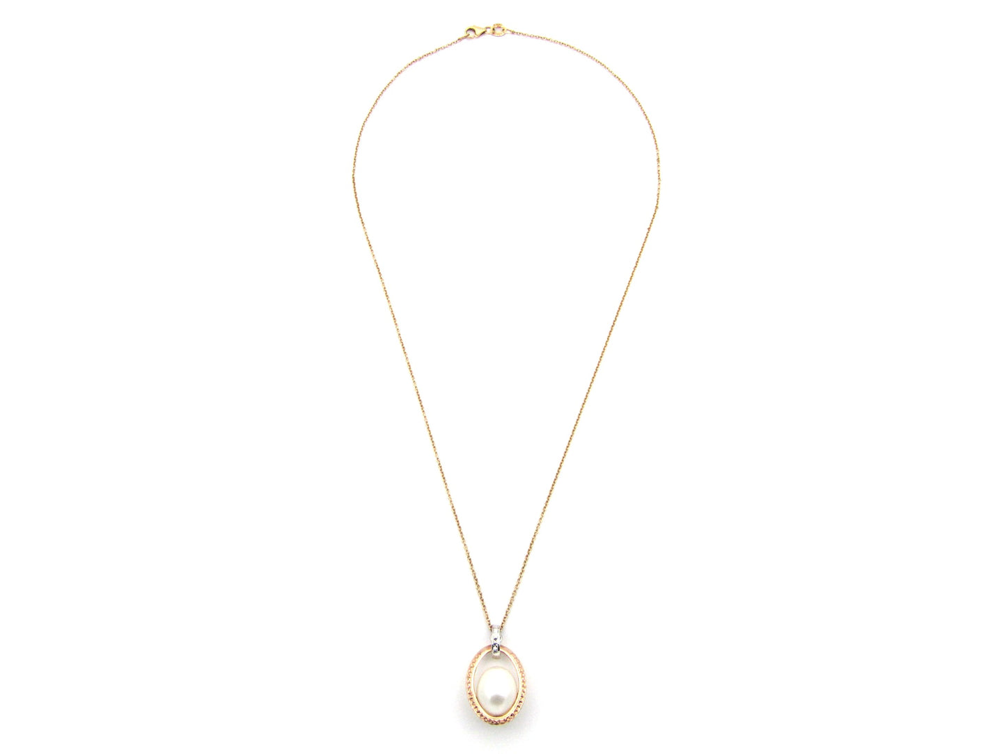 18K tri-gold freshwater pearl pendant with 18K gold chain.