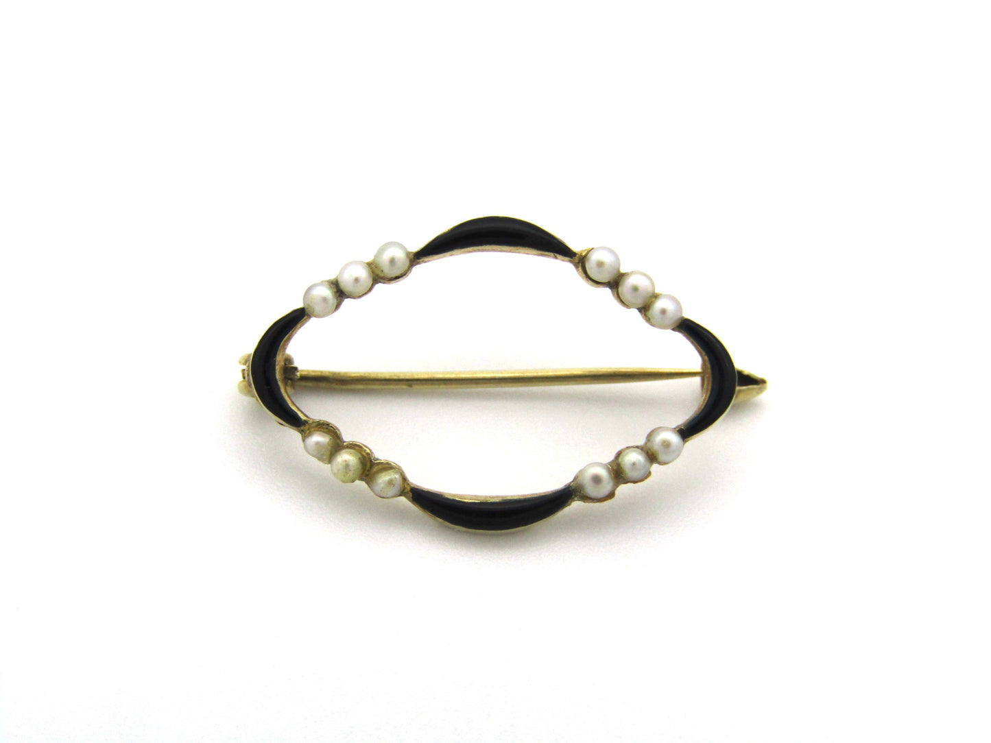 14K gold enamel and seed pearl Edwardian brooch, circa 1900's.