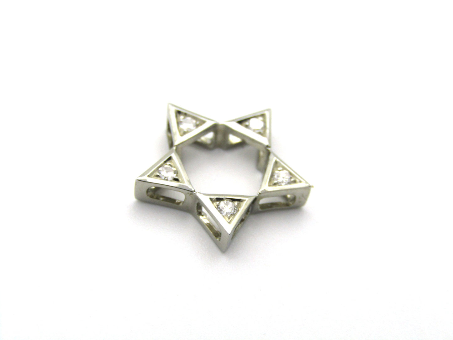 18K gold diamond star pendant, circa 1940's.