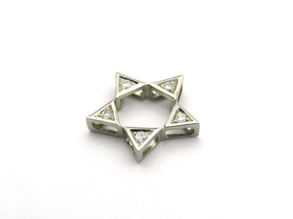 18K gold diamond star pendant, circa 1940's.