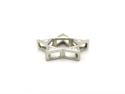 18K gold diamond star pendant, circa 1940's.