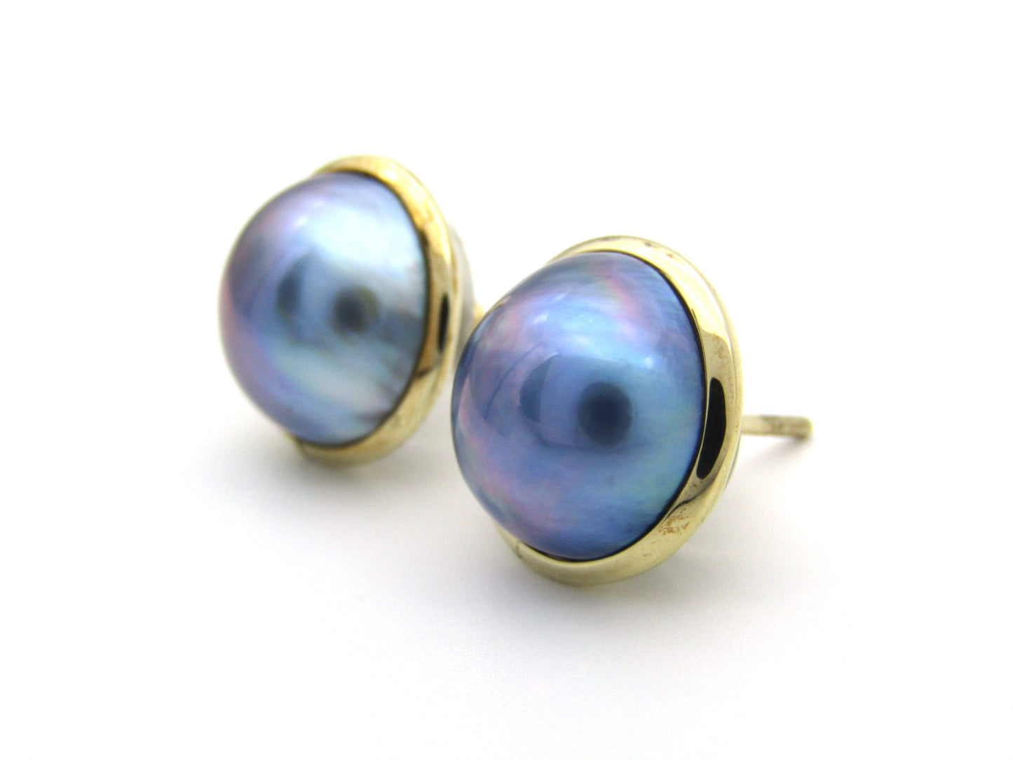 9K gold round mabé pearl earrings and enhancer set.