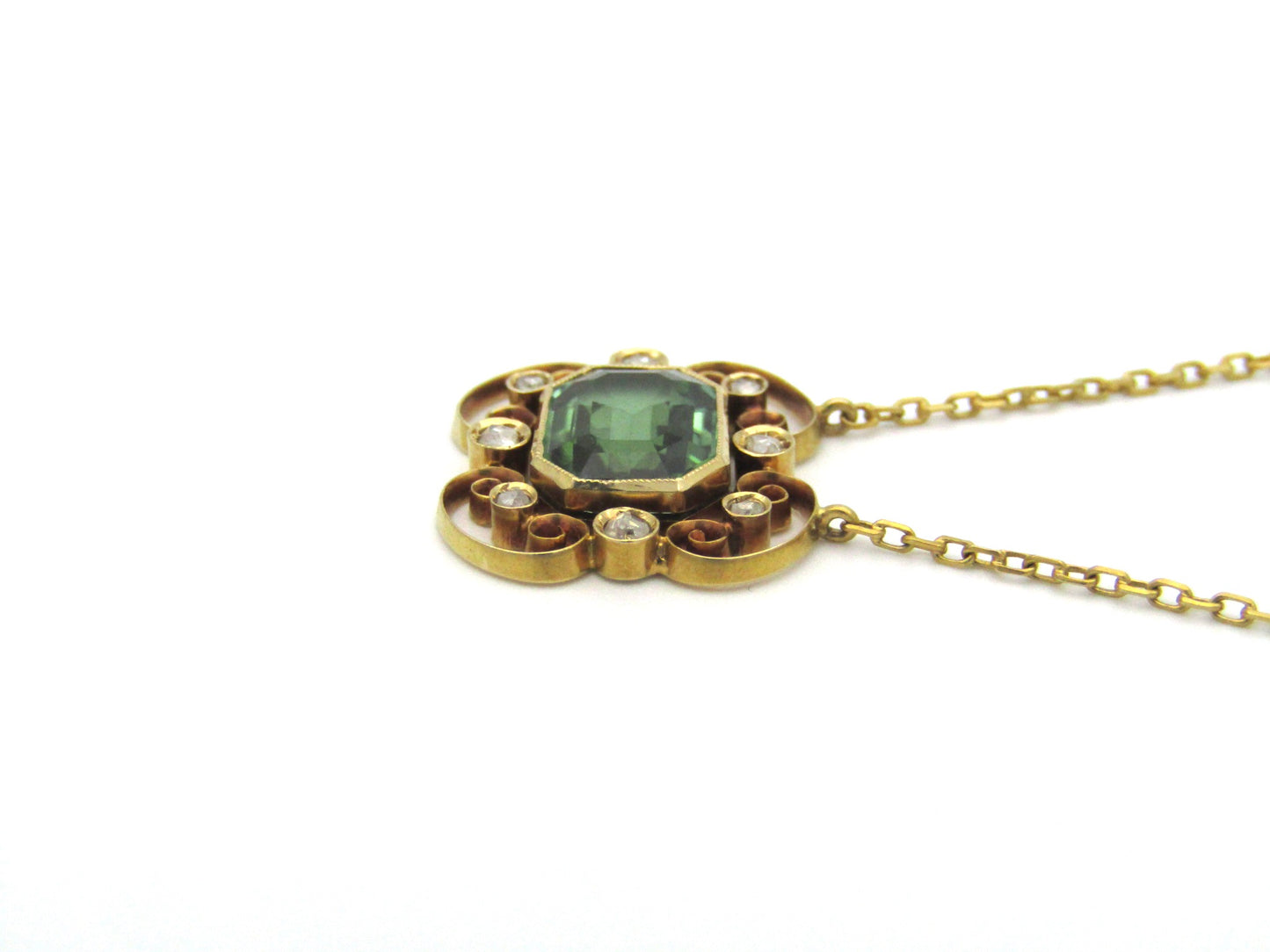 18K gold Edwardian tourmaline and diamond necklace, circa 1900.