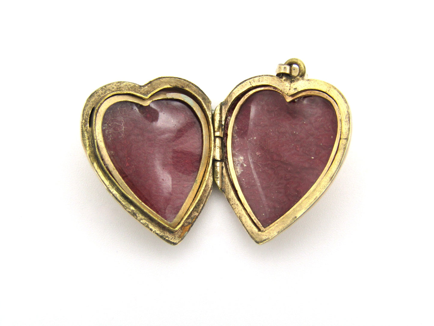 9K gold Edwardian heart locket, circa 1900.