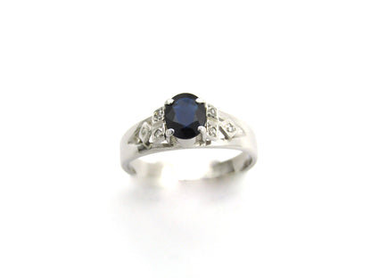 14K gold Vintage sapphire and diamond ring, circa 1990.