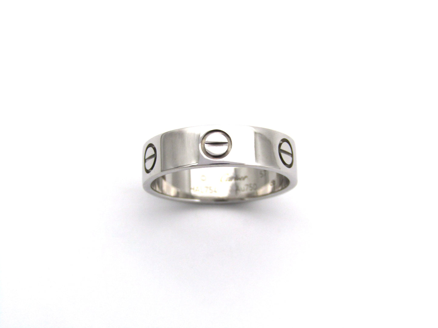 18K gold Classic Cartier LOVE ring.